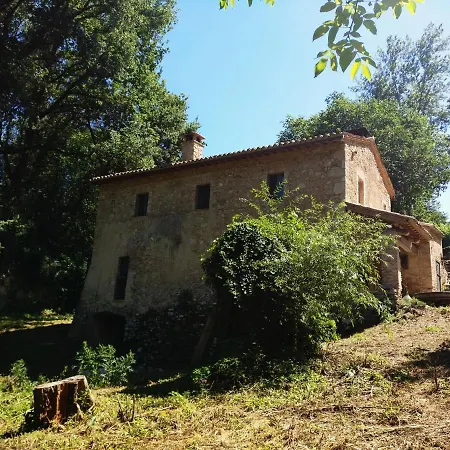 Villa 1-Bed Countryside Villa 3km from Massa Martana